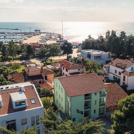 Andrea House With Apartments Умаг Екстер'єр фото