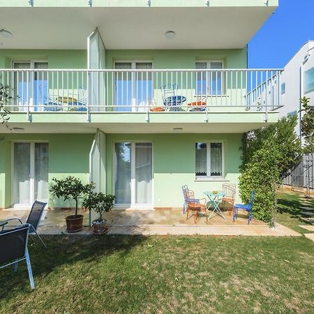 Andrea House With Apartments Умаг Екстер'єр фото