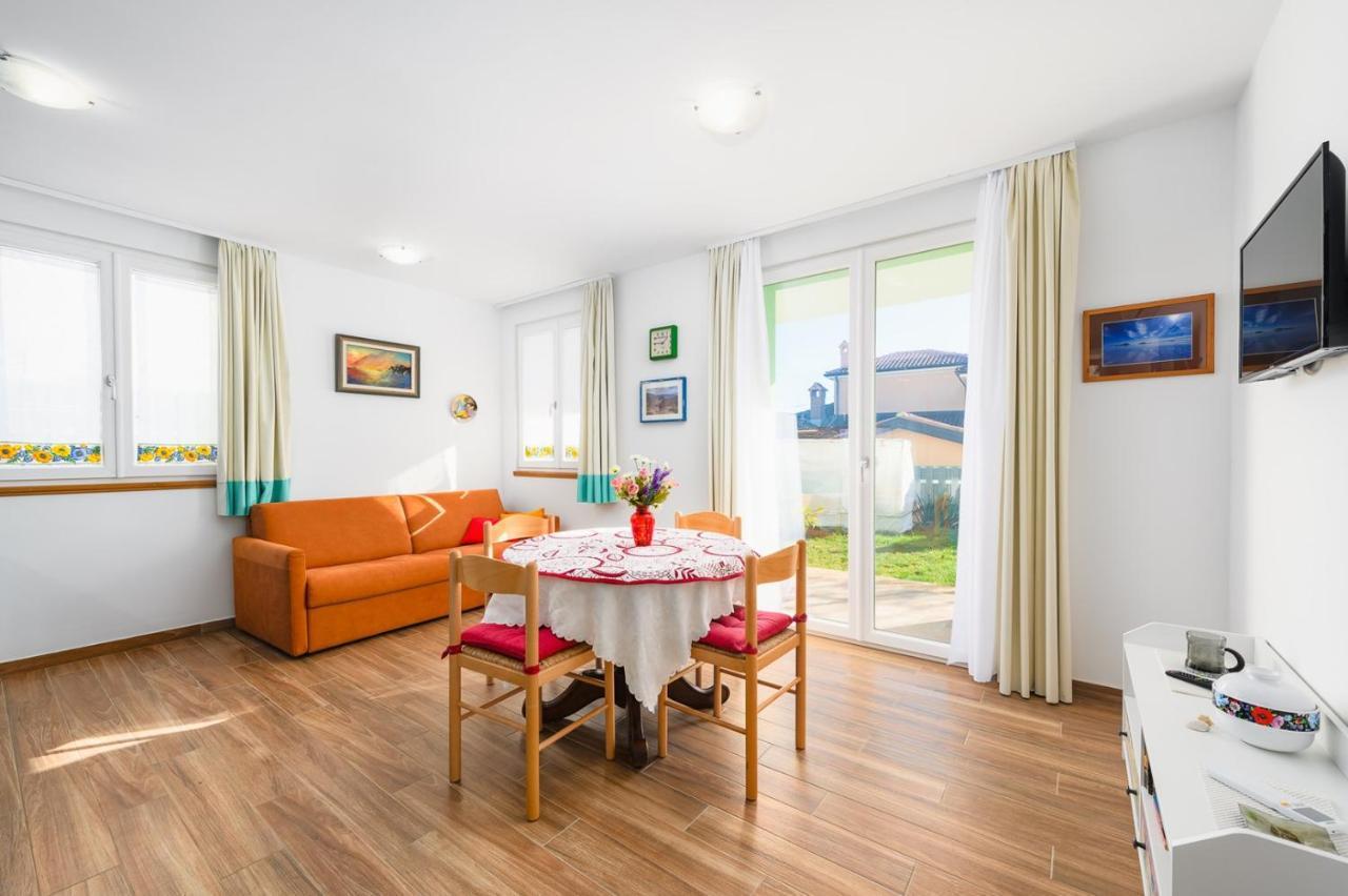 Andrea House With Apartments Умаг Екстер'єр фото