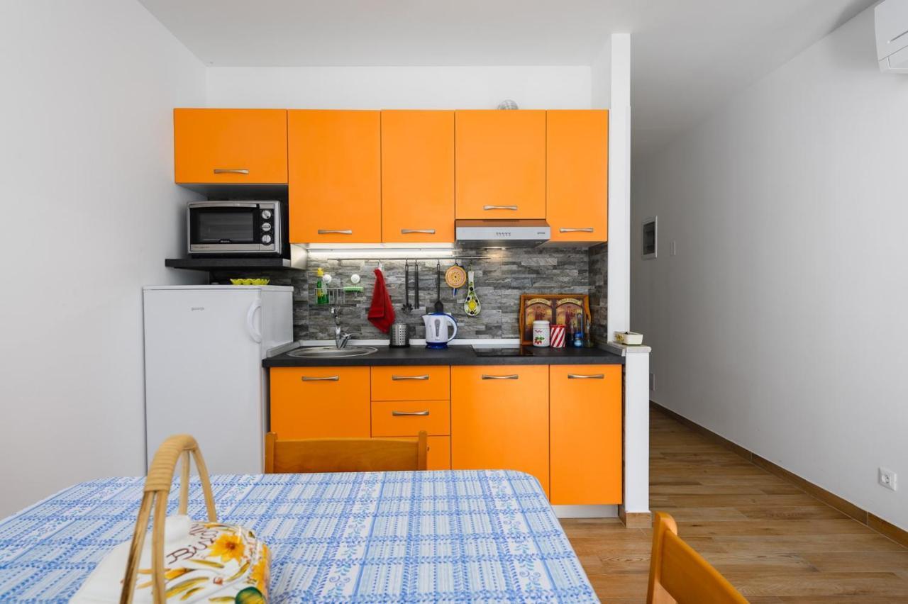 Andrea House With Apartments Умаг Екстер'єр фото