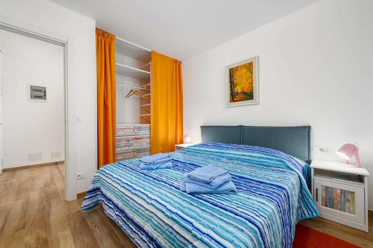 Andrea House With Apartments Умаг Екстер'єр фото
