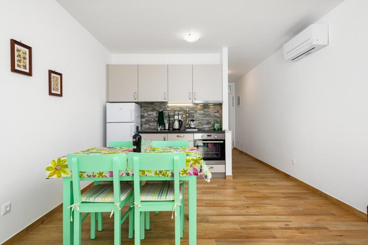 Andrea House With Apartments Умаг Екстер'єр фото