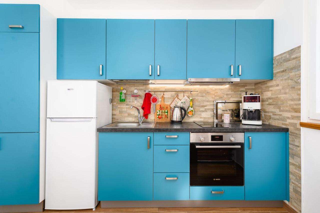 Andrea House With Apartments Умаг Екстер'єр фото