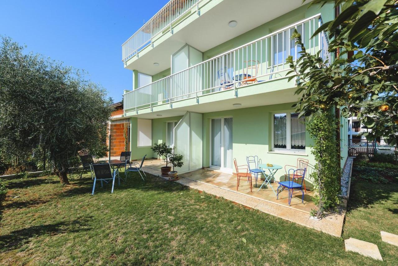 Andrea House With Apartments Умаг Екстер'єр фото